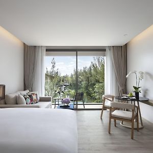Pokój typu deluxe z łóżkiem king-size w narożnej części budynku